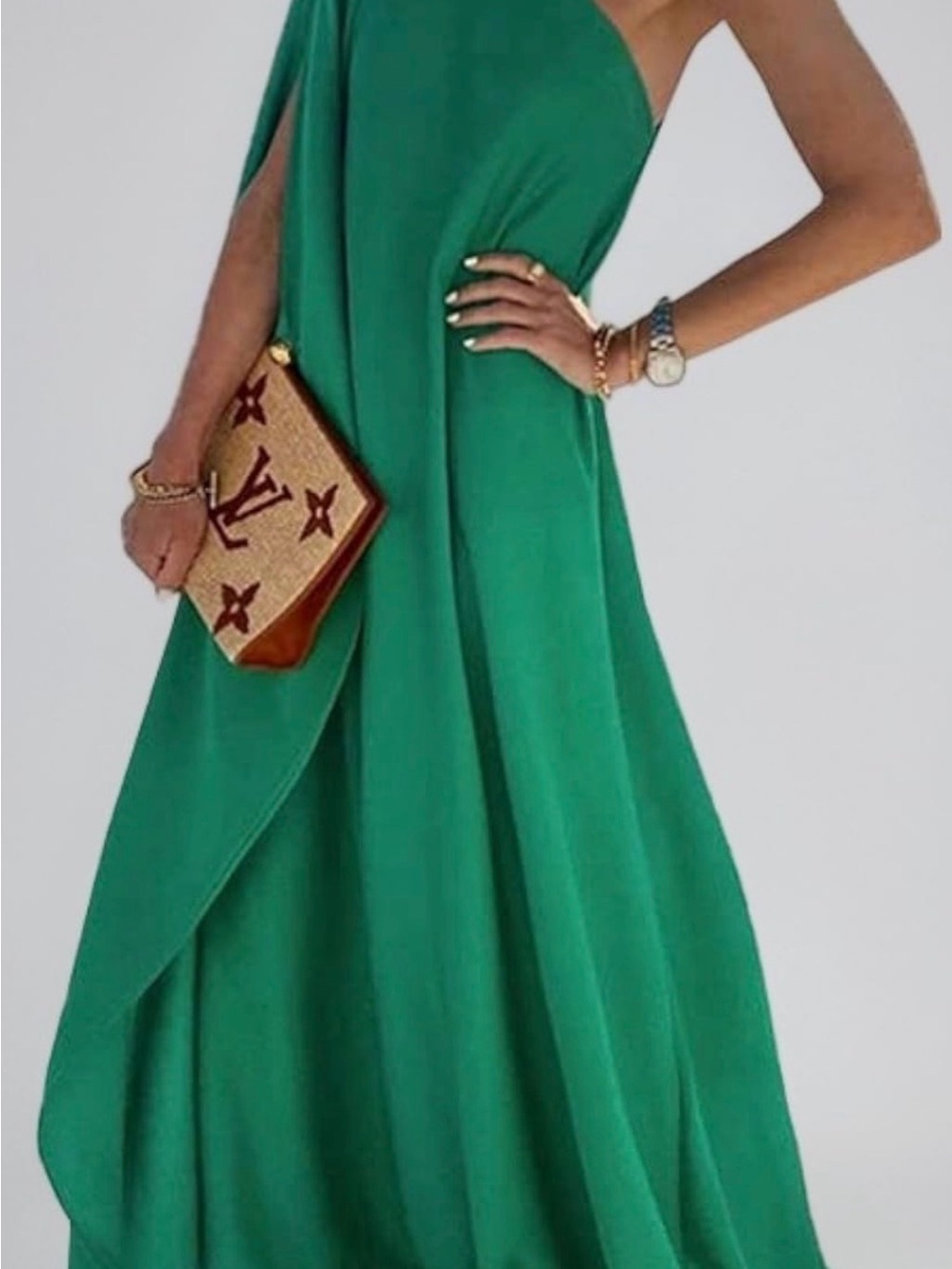 Elegant One-Shoulder Green Maxi Dress